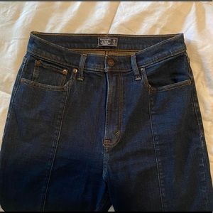 Abercrombie High Rise Straight Jeans